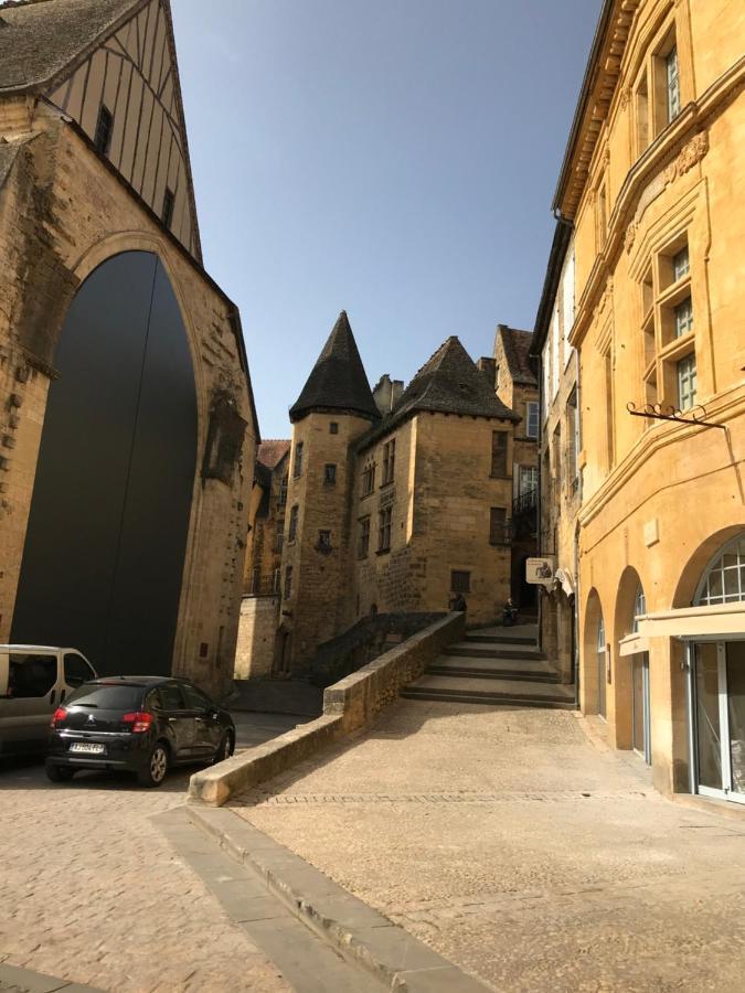 Le Mondou Saint-Julien-de-Lampon Exterior photo